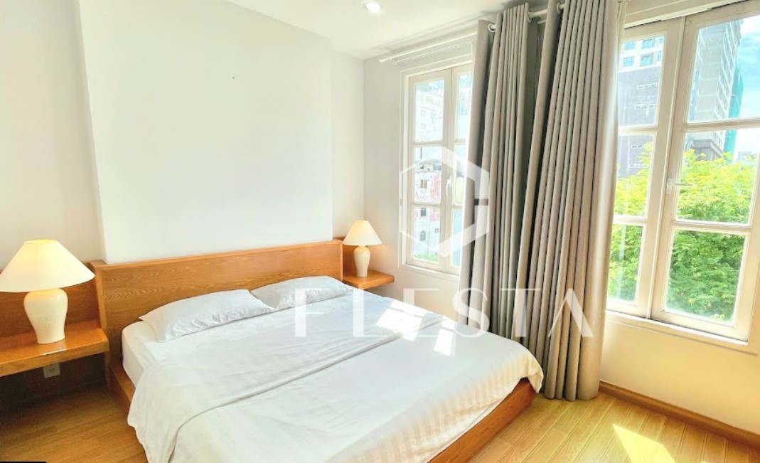 Bán khách sạn 42 Lê Thánh Tôn Quận 1