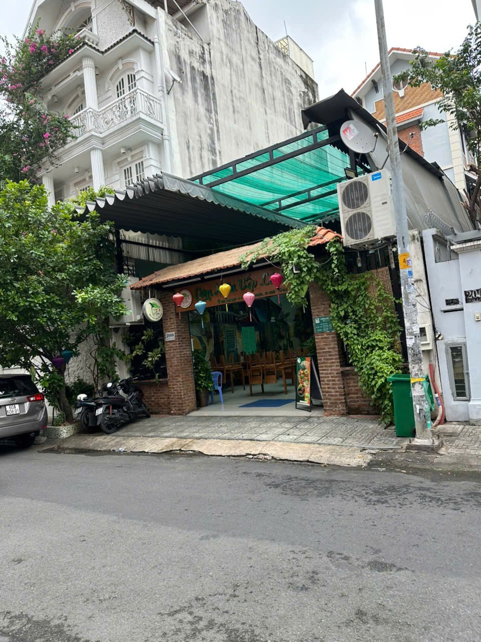 Bán nhà 208 Hoa Lan phường 2 quận Phú Nhuận
